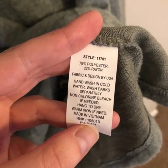 Andreé by Unit Bell Sleeve Fleecy Green Top - Picture 3 of 6